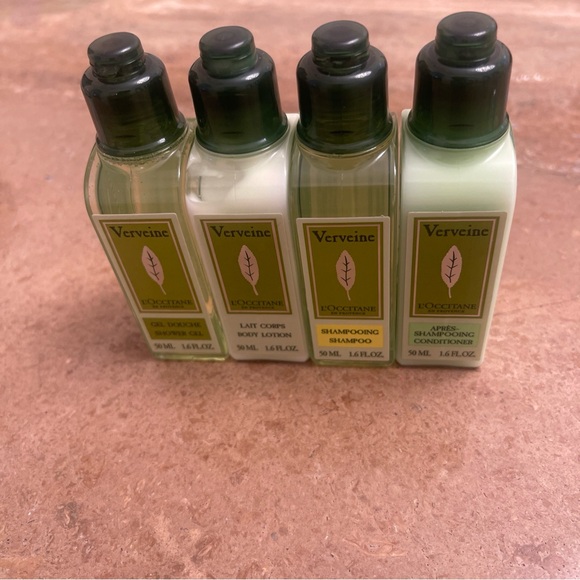 L’Occitans Verveine & Agrumes 
Shower Gel
Shampoo
Conditioner
Lotion  
Set of 4 - Picture 2 of 2